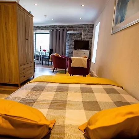 Apartment Road Newquay (Cornwall)