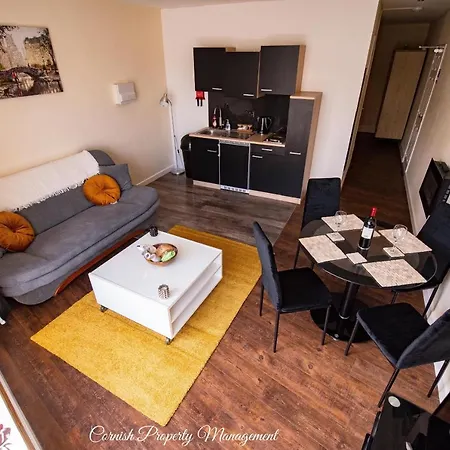 Road Apartment
